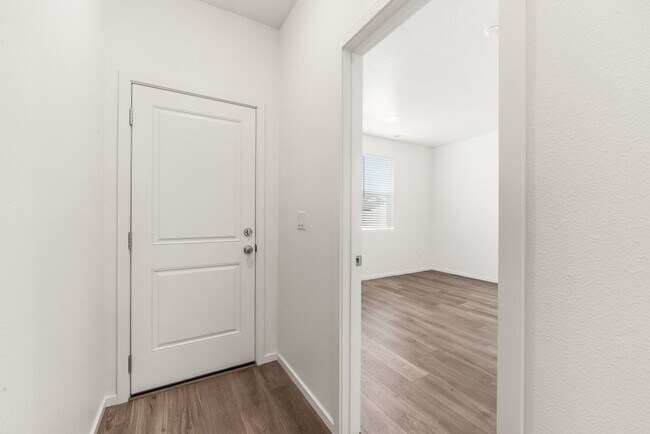 Building Photo - 5364 E Antares Ln