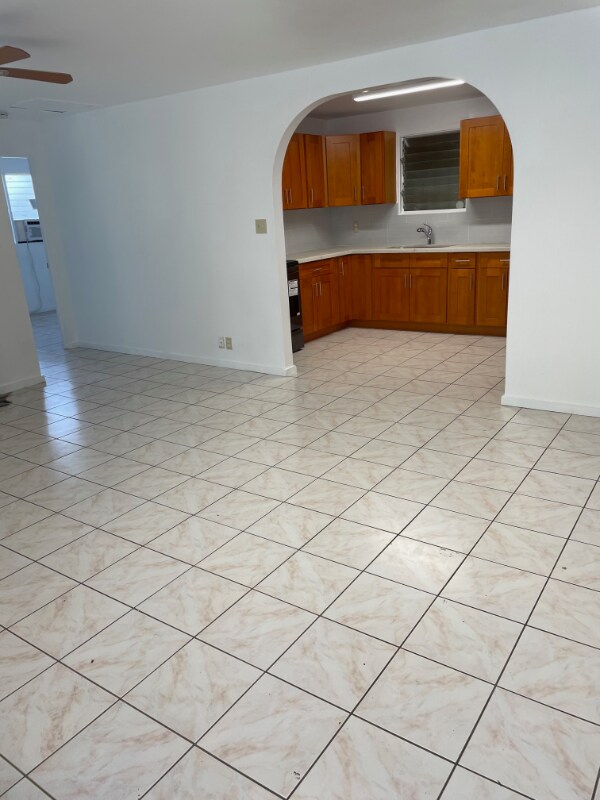 Building Photo - 96-159-159 Waiawa Rd
