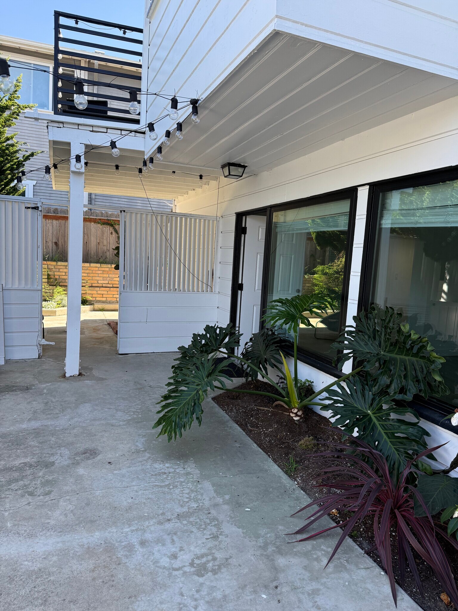 Front door - 946 15th Pl