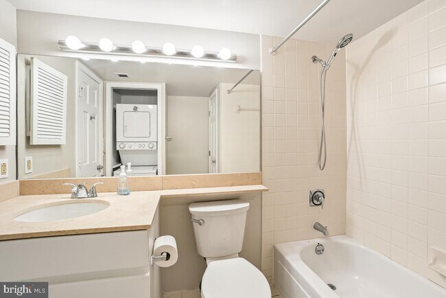 Building Photo - 801 Pennsylvania Ave NW