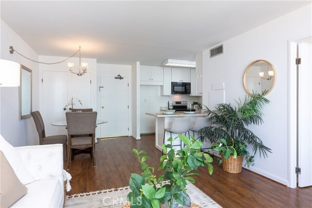 Building Photo - 1750 E Ocean Blvd