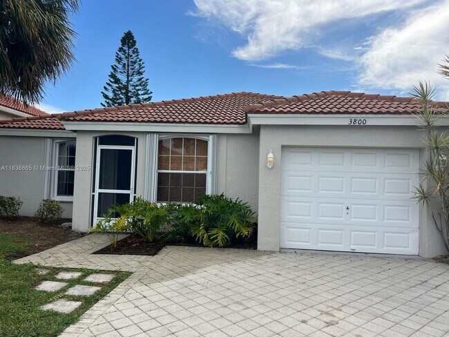 Building Photo - 3800 Miramontes Cir