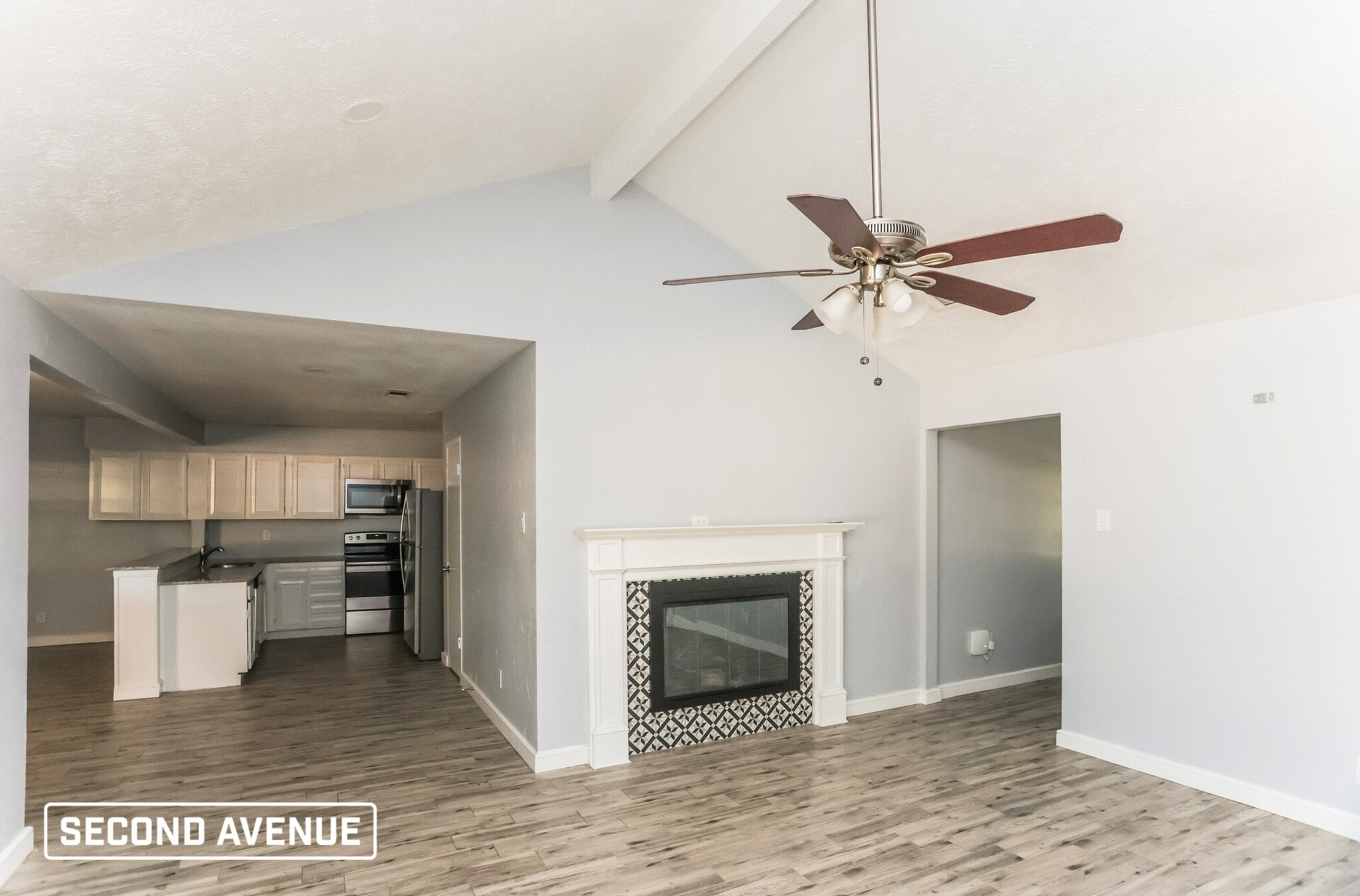 Building Photo - 1614 Hillwood Dr