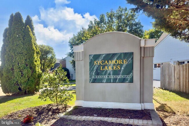 Building Photo - 2410 Dakota Lakes Dr