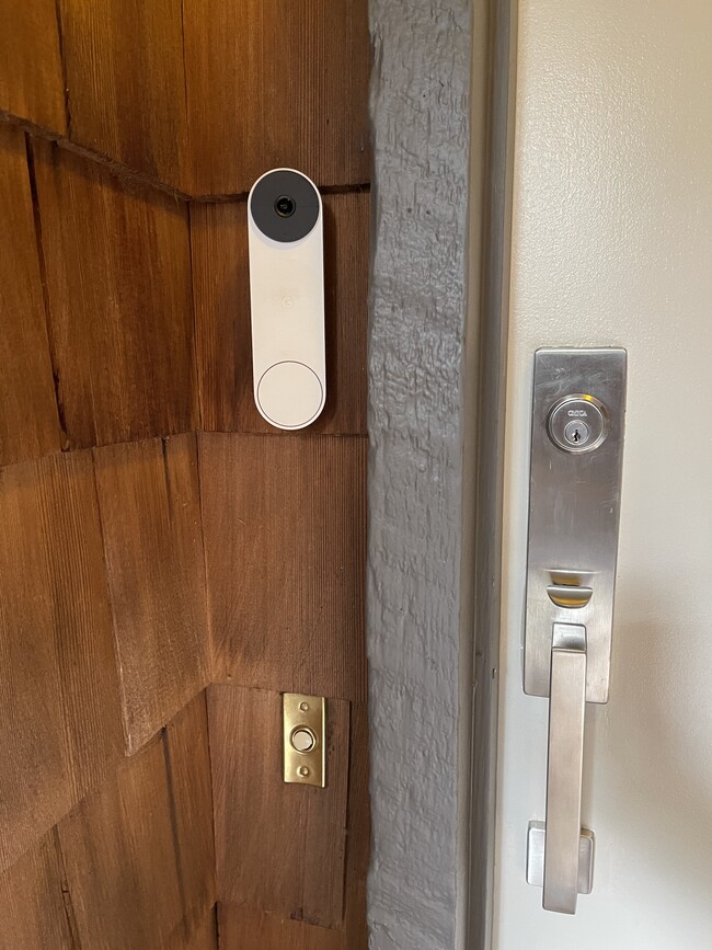 Building Photo - 36 Redwood Ave