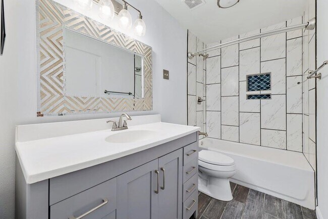 Building Photo - 7601 Woodstone Cove