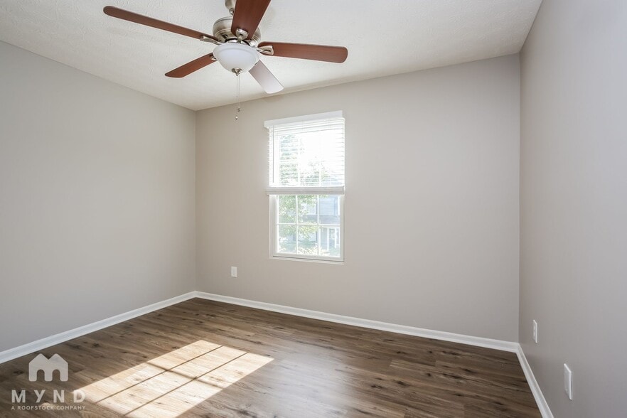 Building Photo - 540 Rockets St