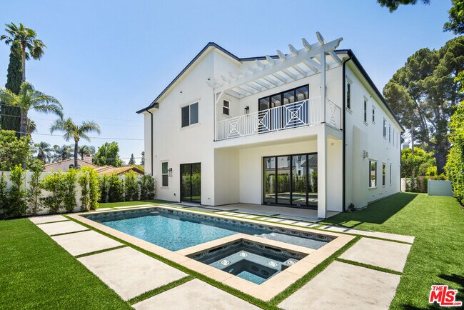 Building Photo - 15566 Chasmila Dr