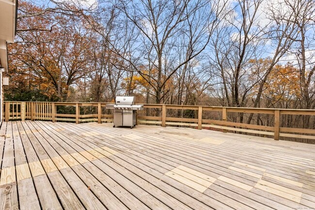 Building Photo - 182 Guinea Rd