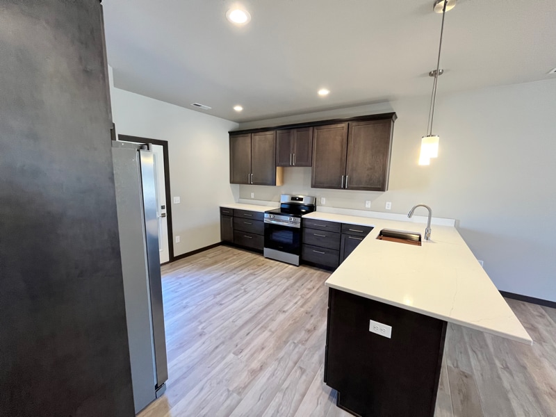Building Photo - 2212 Quartzite Dr