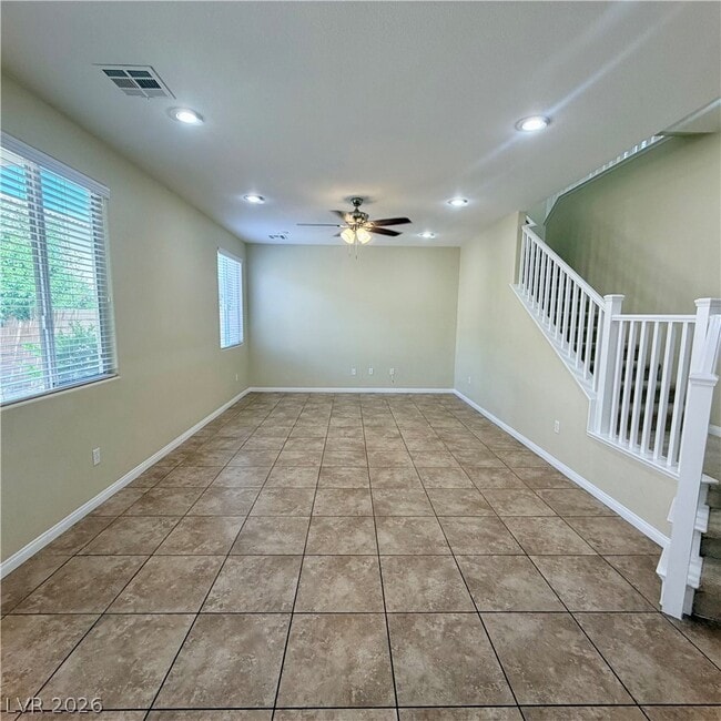Building Photo - 7312 W Mesa Vista Ave