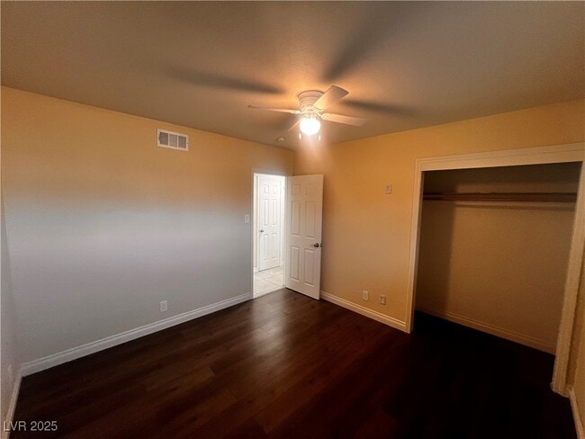 Building Photo - 4221 El Conlon Ave