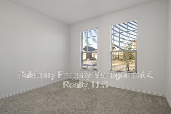 Building Photo - 233 Cherryvale Ln