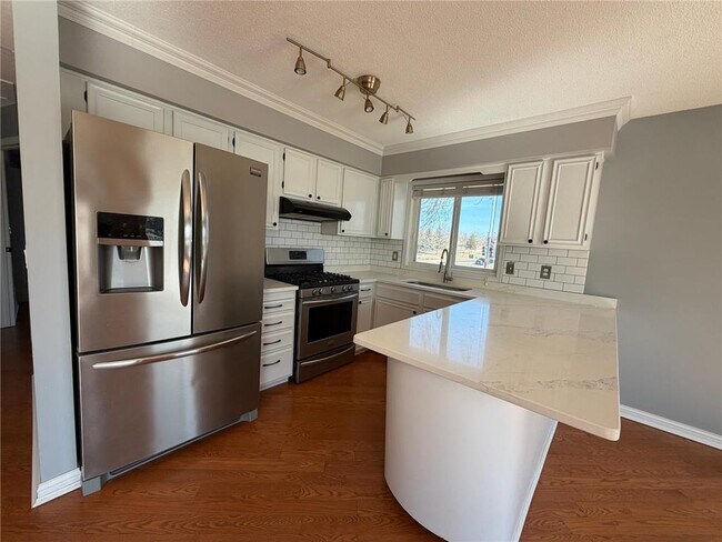 Building Photo - 11941 69th Ave N