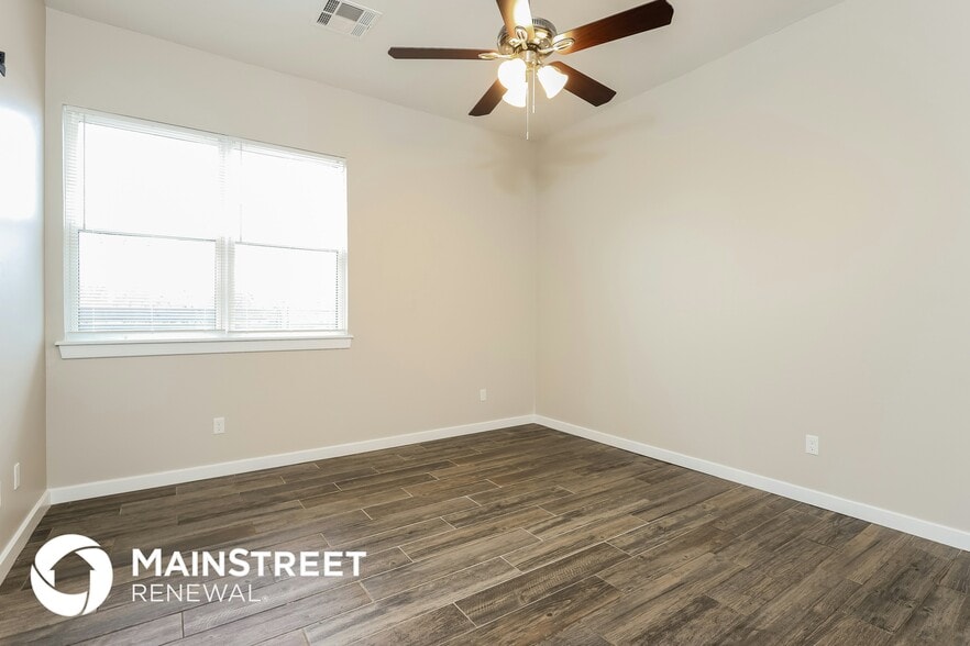 Building Photo - 11231 Paradise Out Ln