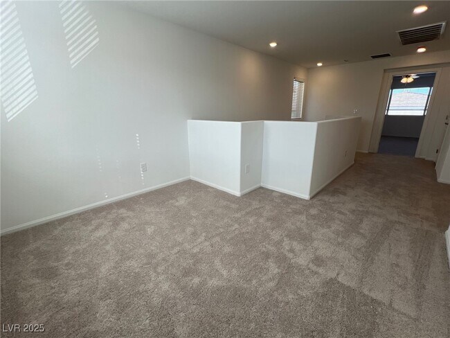 Building Photo - 7470 S Pioneer Way