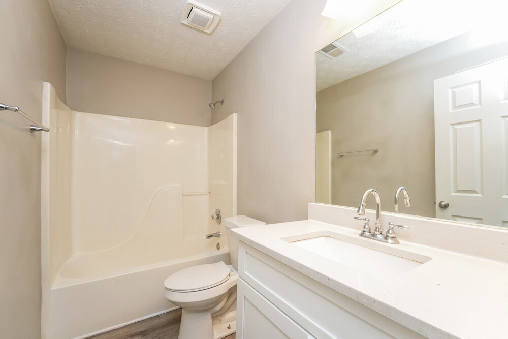 Building Photo - 663 Stonecrest Dr
