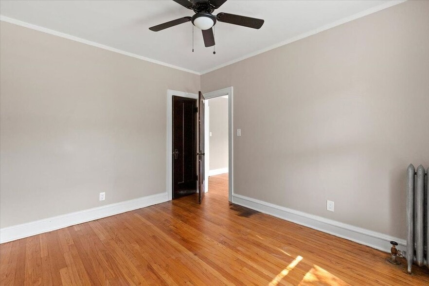 Building Photo - 4314 N Spaulding Ave