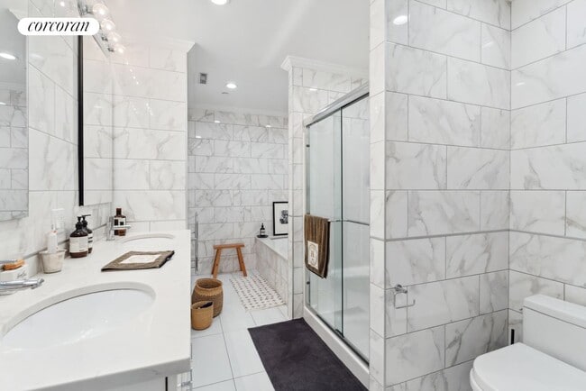 Building Photo - 31 Walker St