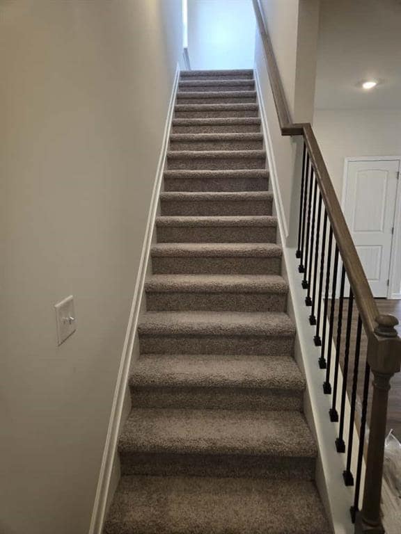 Building Photo - 12 Briarwood Dr W