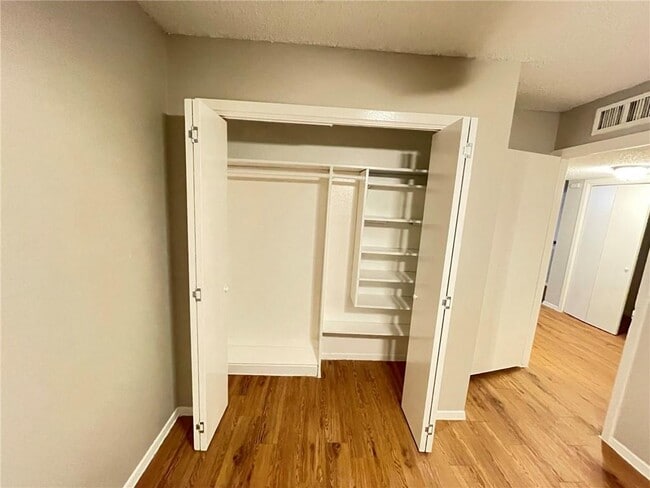 Building Photo - 2705 Windswept Cove