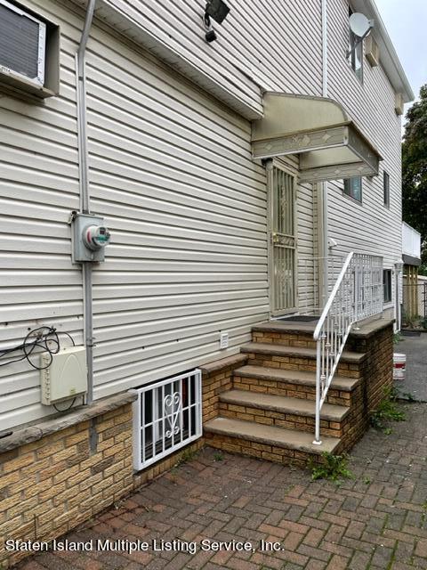 Building Photo - 37 Livingston Ave