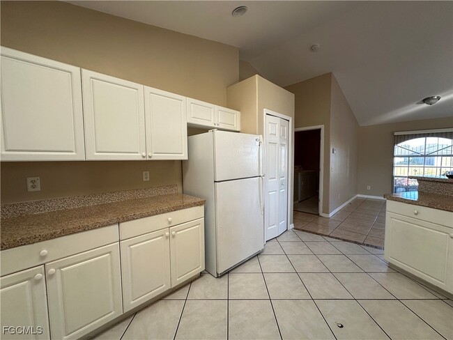 Building Photo - 3015 40th St SW