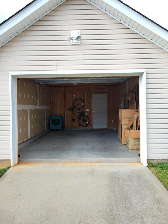 Building Photo - 13935 Waverton Ln