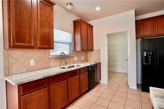 Building Photo - 8712 Wood Stork Dr