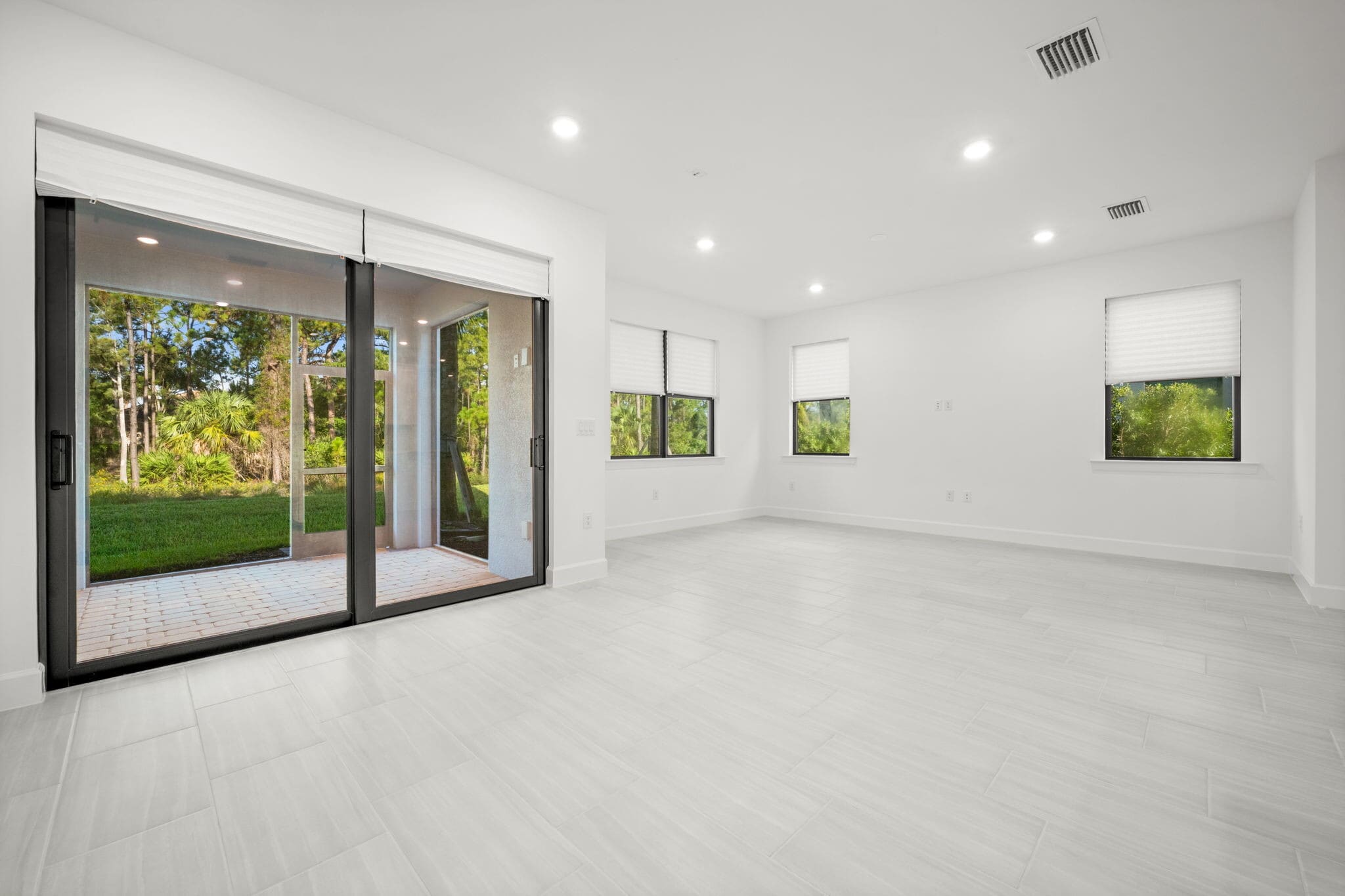 Building Photo - 4286 Sonoma Oaks Cir
