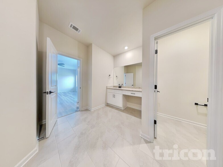 Building Photo - 3433 Arabian Farm Ln