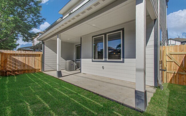 Building Photo - 3120 Moontide Ln