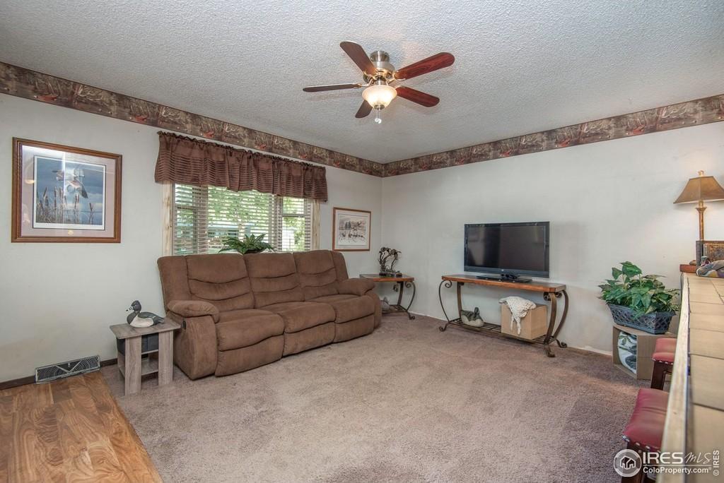 Building Photo - 1125 Cottonwood Dr