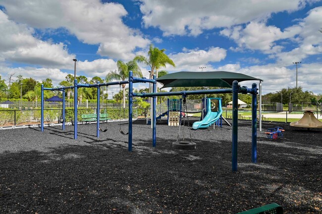 Building Photo - **SHORT-TERM RENTAL - FURNISHED TURNKEY 2+...