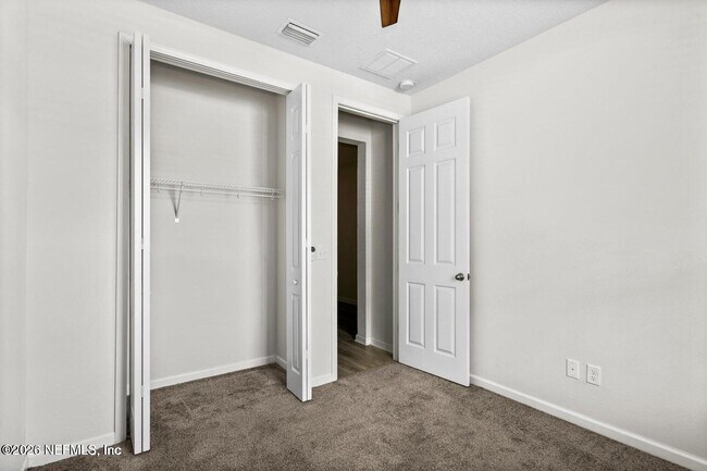 Building Photo - 3067 Alpin Dr