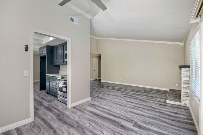 Building Photo - Single Story, Large Corner Lot with Pool p...