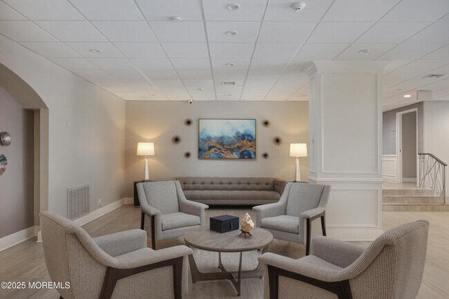 Building Photo - 675 Ocean Ave N