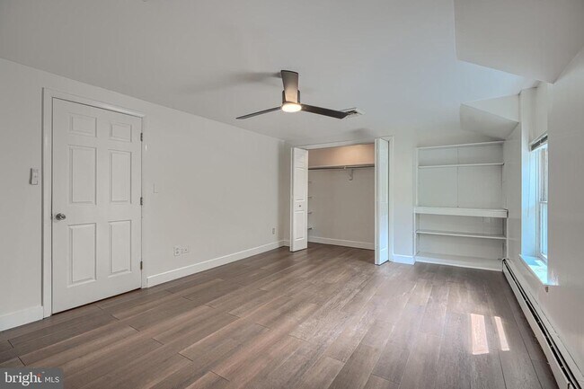 Building Photo - 1703 Roland Ave