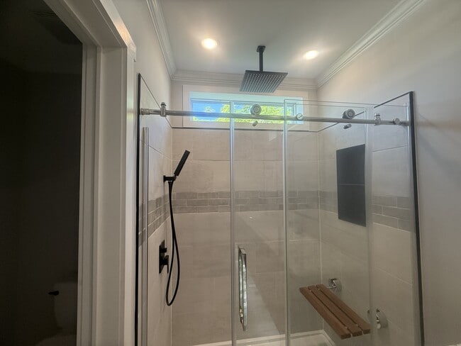 Building Photo - 5657 Camelford Ct