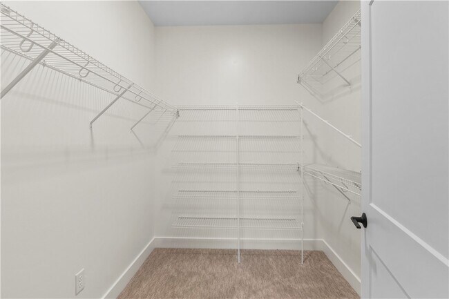 Building Photo - 200 Dunnwood Grn Ln