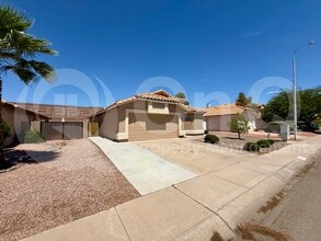 Building Photo - 1666 W Gunstock Loop