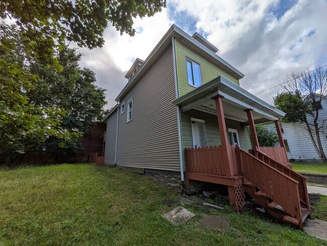 Building Photo - 3620 Grenada St