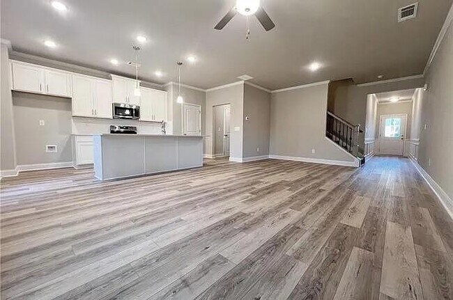 Building Photo - 1297 Fern Ridge Ct