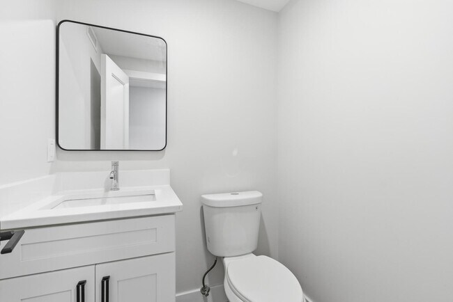 Building Photo - 85 Euclid Ave