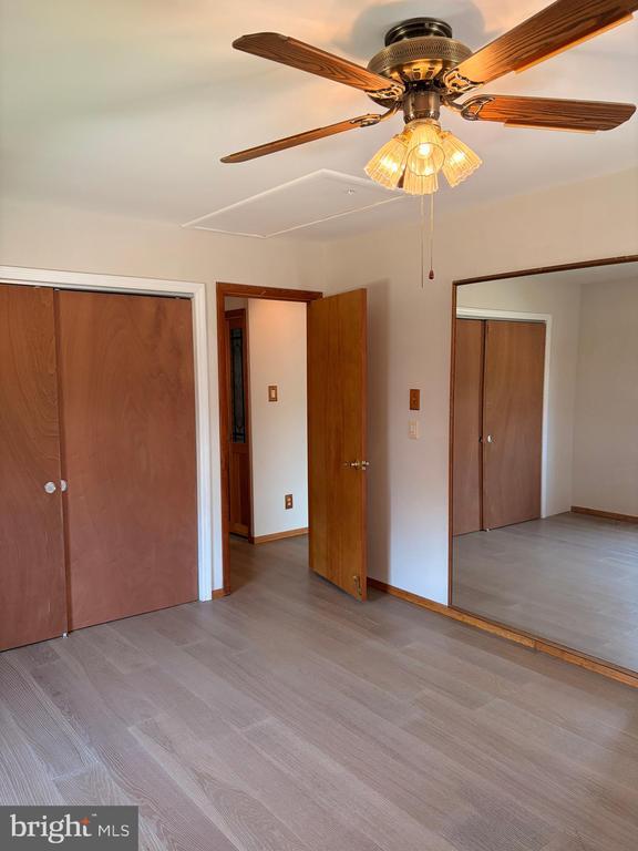 Building Photo - 31 Fairmount Dr