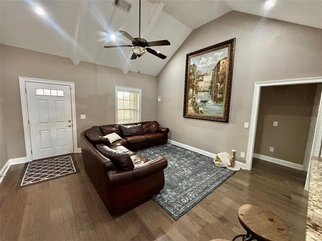 Building Photo - 283 Meadowview Ln