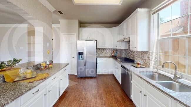 Building Photo - 4032 Guthrie Dr