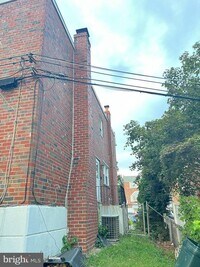 Building Photo - 7316 Hill Rd