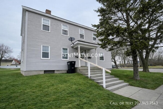 Building Photo - 236 York St