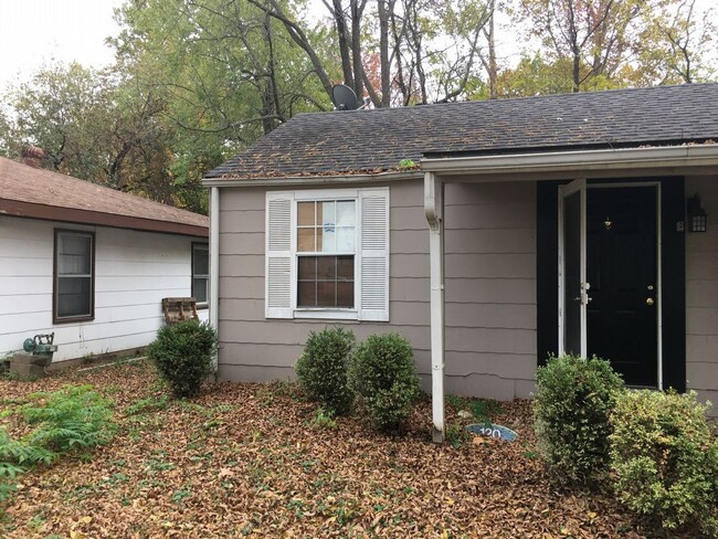 Building Photo - ACCEPTED APPLICATION
